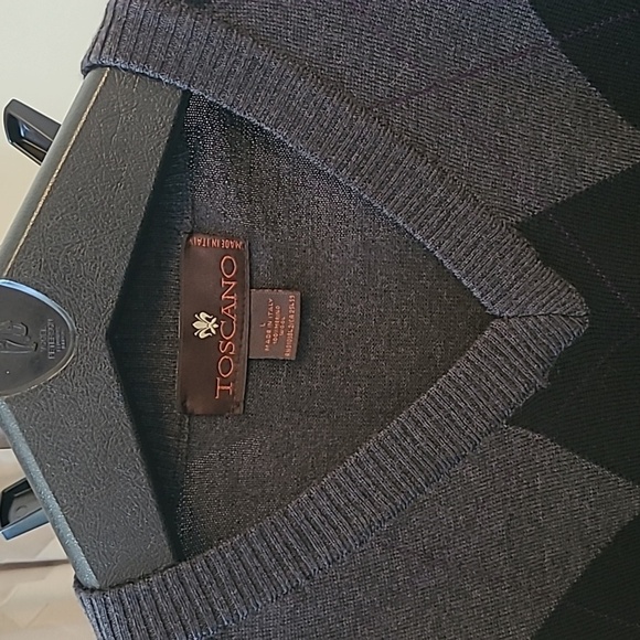 NWOT Mens Toscano mens sweater, grey and black 100% merino wool. Size large. - Picture 3 of 5